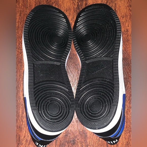 Nike size 10